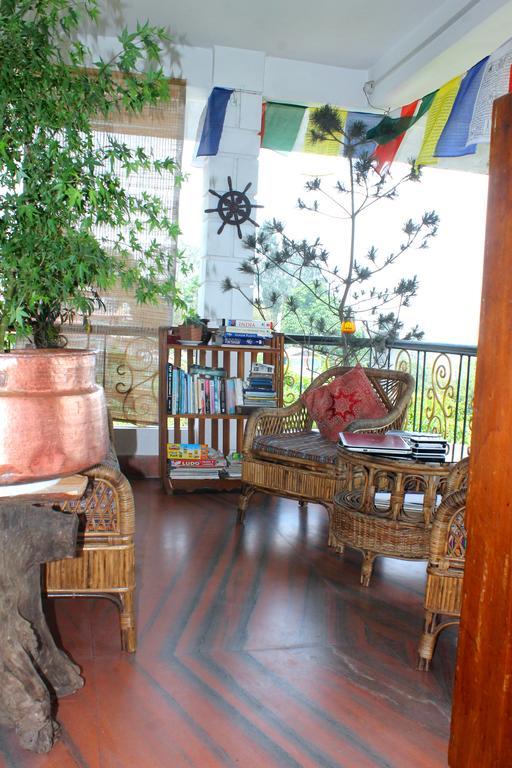 Mansarover Home Stay カリンポン エクステリア 写真