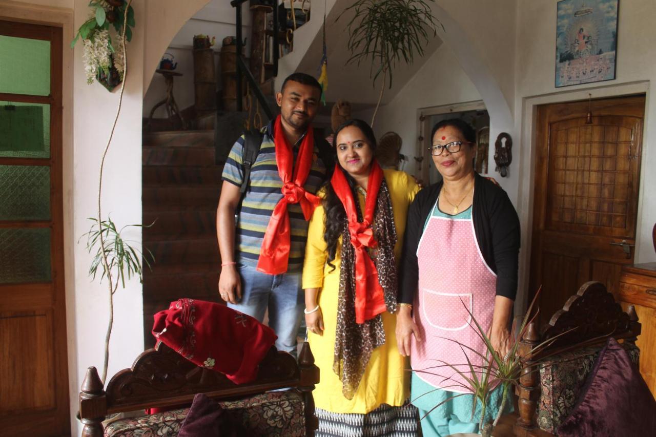 Mansarover Home Stay カリンポン エクステリア 写真