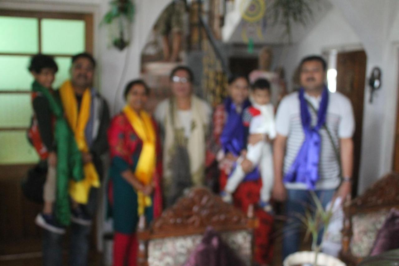 Mansarover Home Stay カリンポン エクステリア 写真